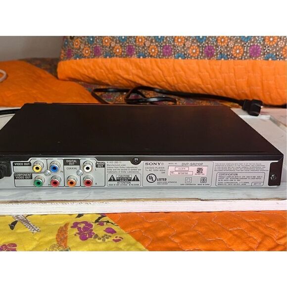 Sony DVD player Dvd video Dvp sr220p no remote clean - Picture 3 of 16
